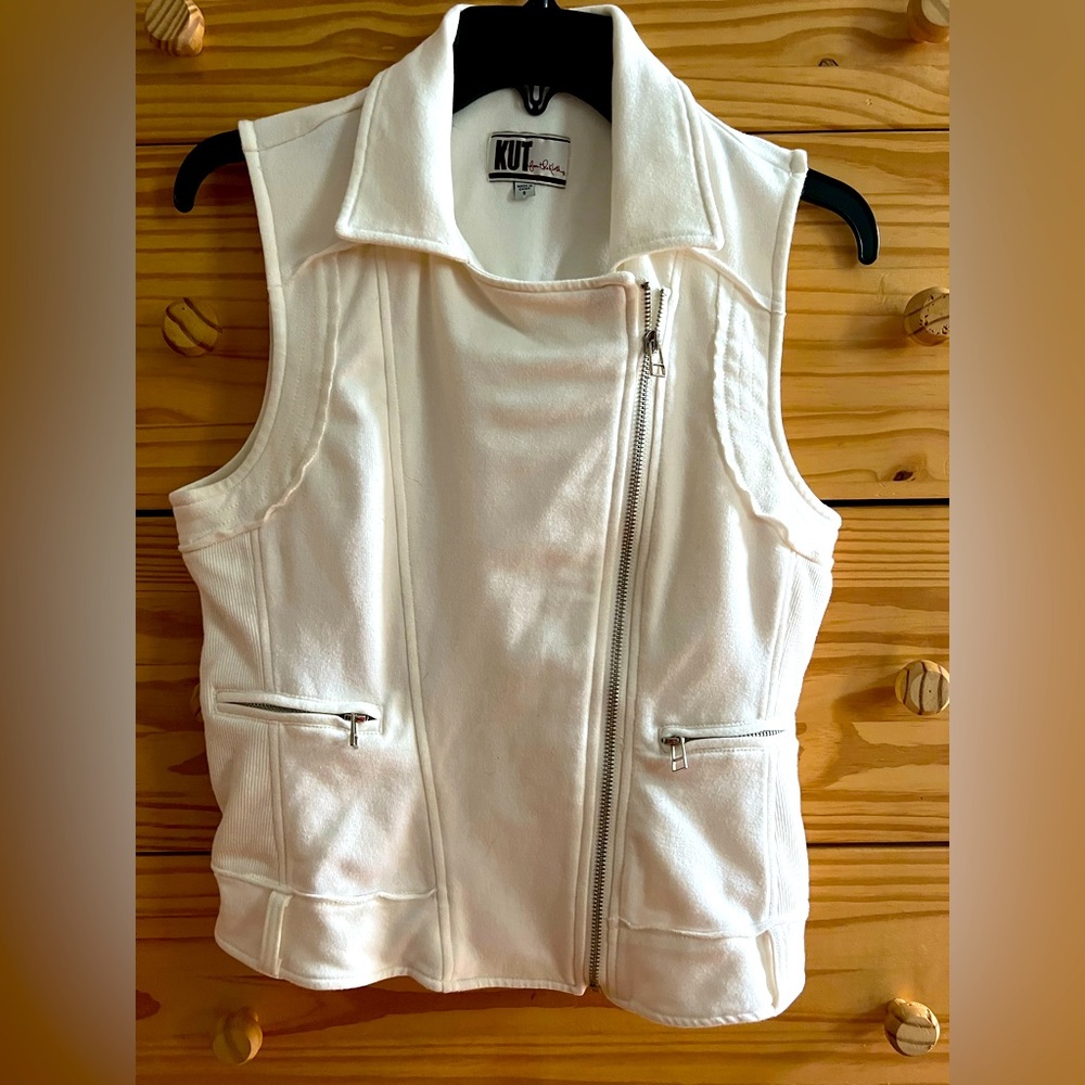 KUT from the Kloth Women’s Full Zip Vest White Sleeveless